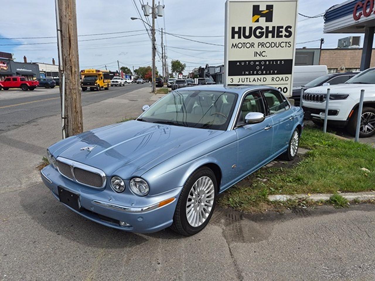 2007 Jaguar XJ 4dr Sdn Vanden Plas Photo