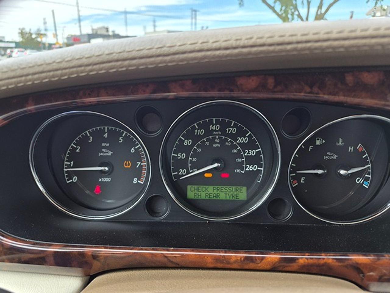 2007 Jaguar XJ 4dr Sdn Vanden Plas Photo