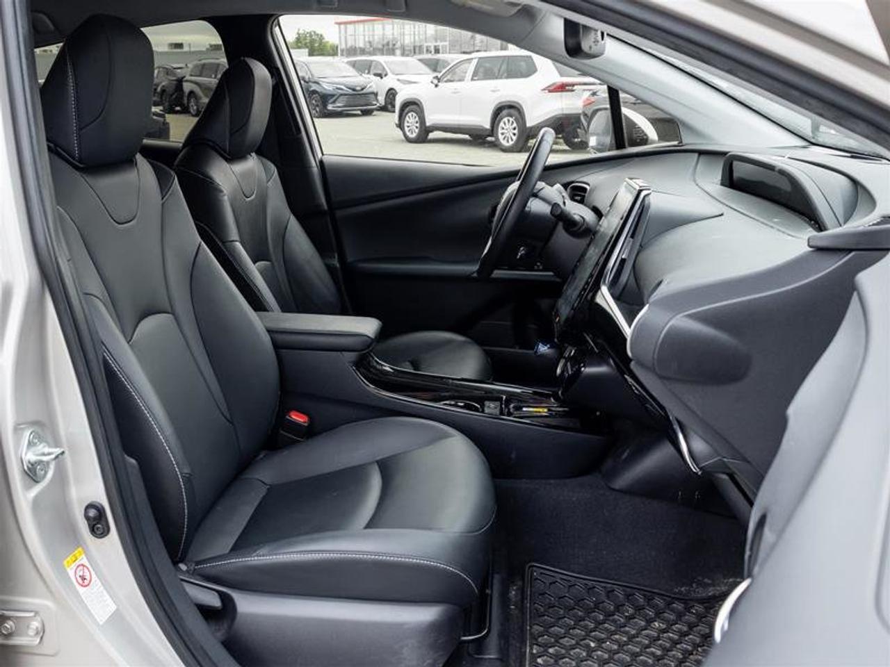 2021 Toyota Prius Prime Upgrade Heated Seats| Navi| Backup Camera| Wireless Charging| Upgrade Photo