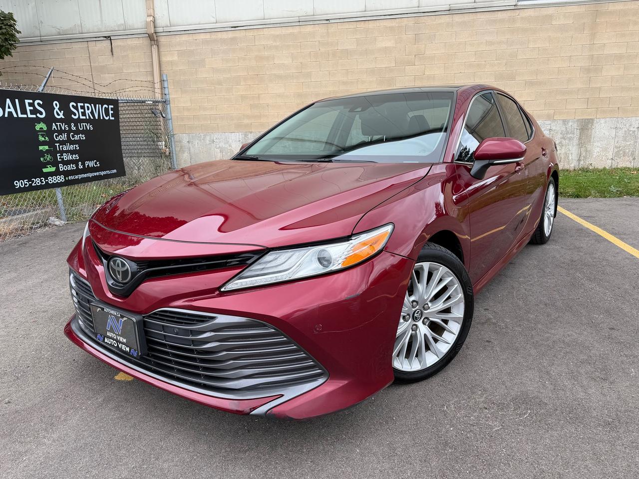 2018 Toyota Camry XLE *FULLY LOADED & CLEAN CARFAX REPORT* - Photo #1