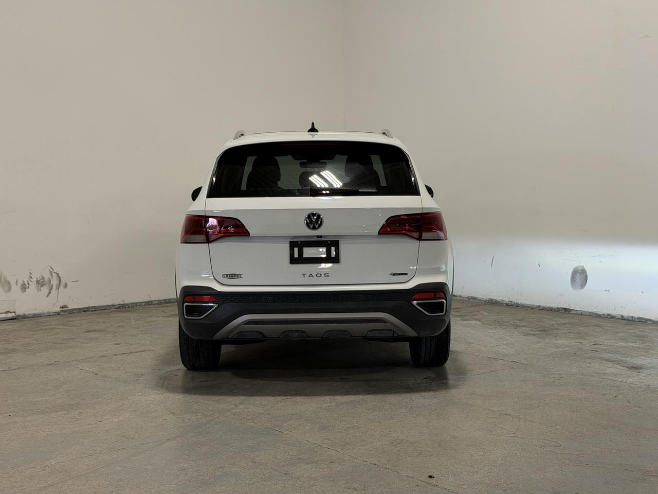 2022 Volkswagen Taos Highline Photo4
