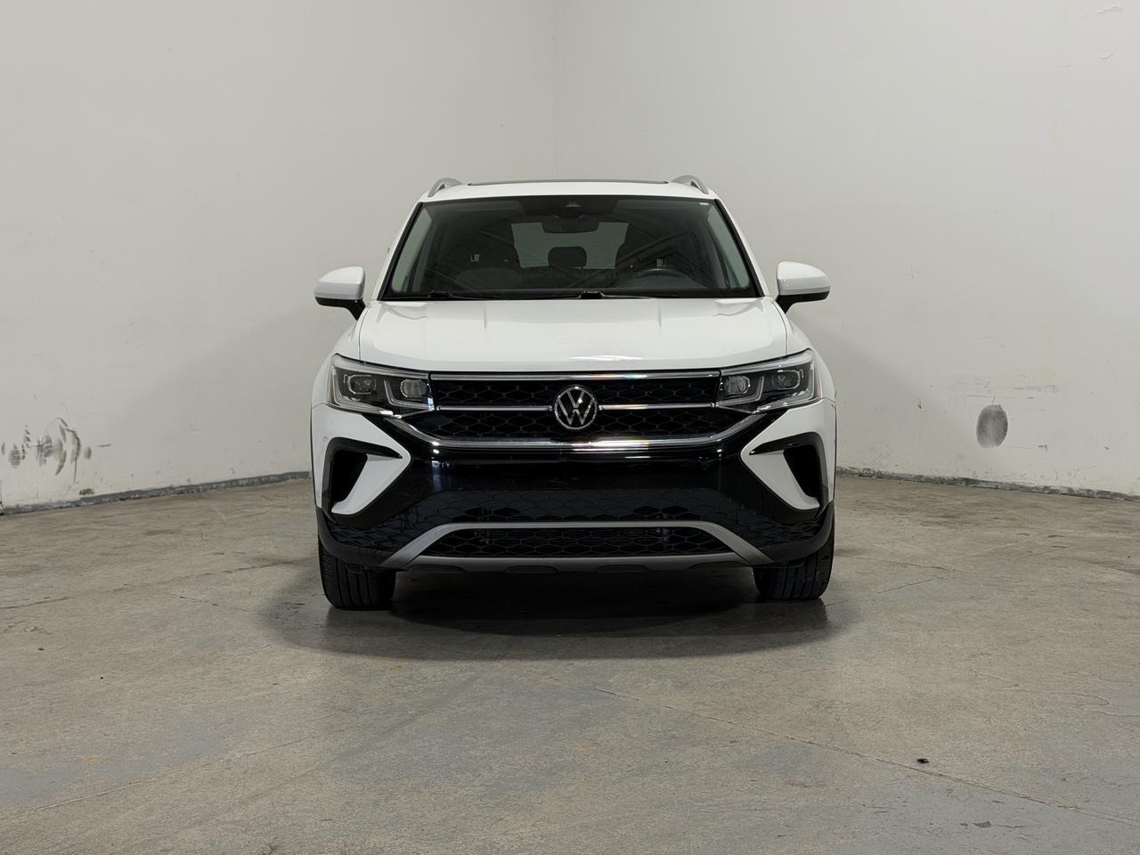2022 Volkswagen Taos Highline Photo1