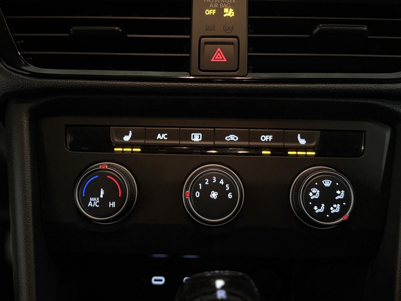 2023 Volkswagen Taos Trendline Photo