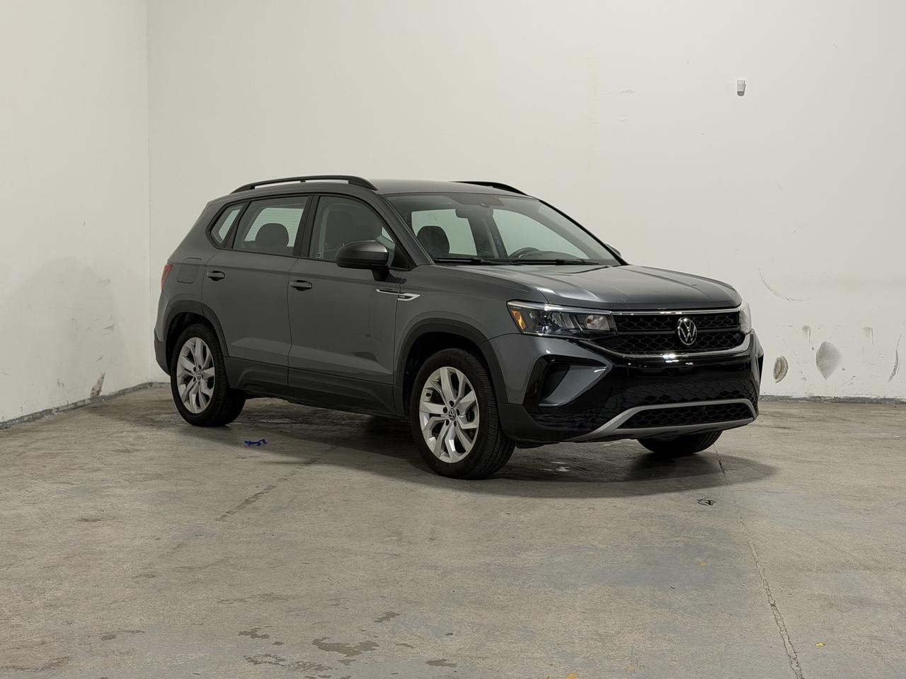 2023 Volkswagen Taos Trendline Photo2