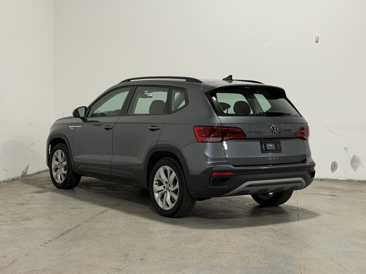 2023 Volkswagen Taos Trendline Photo3