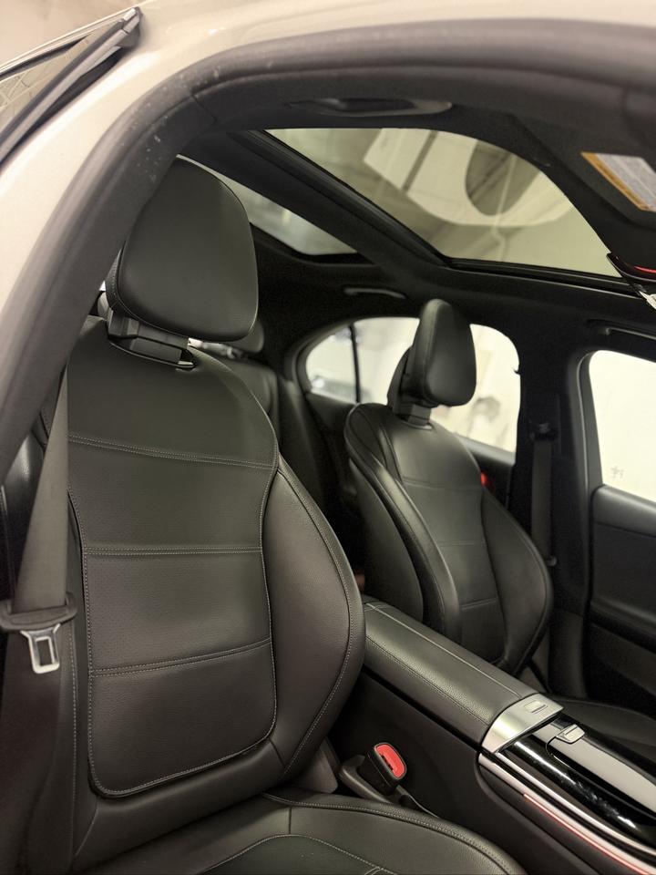 2023 Mercedes-Benz C-Class C 300 Photo