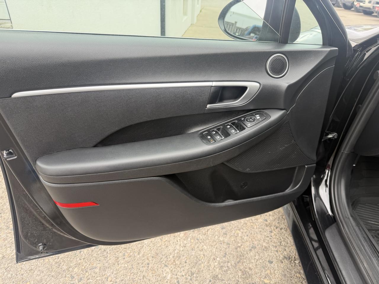 2021 Hyundai Sonata PREFERRED Photo