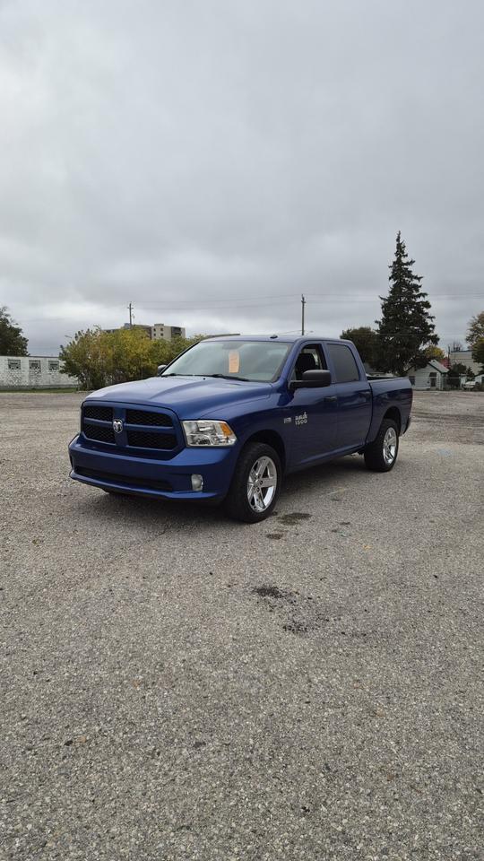 2018 RAM 1500 Express Photo5