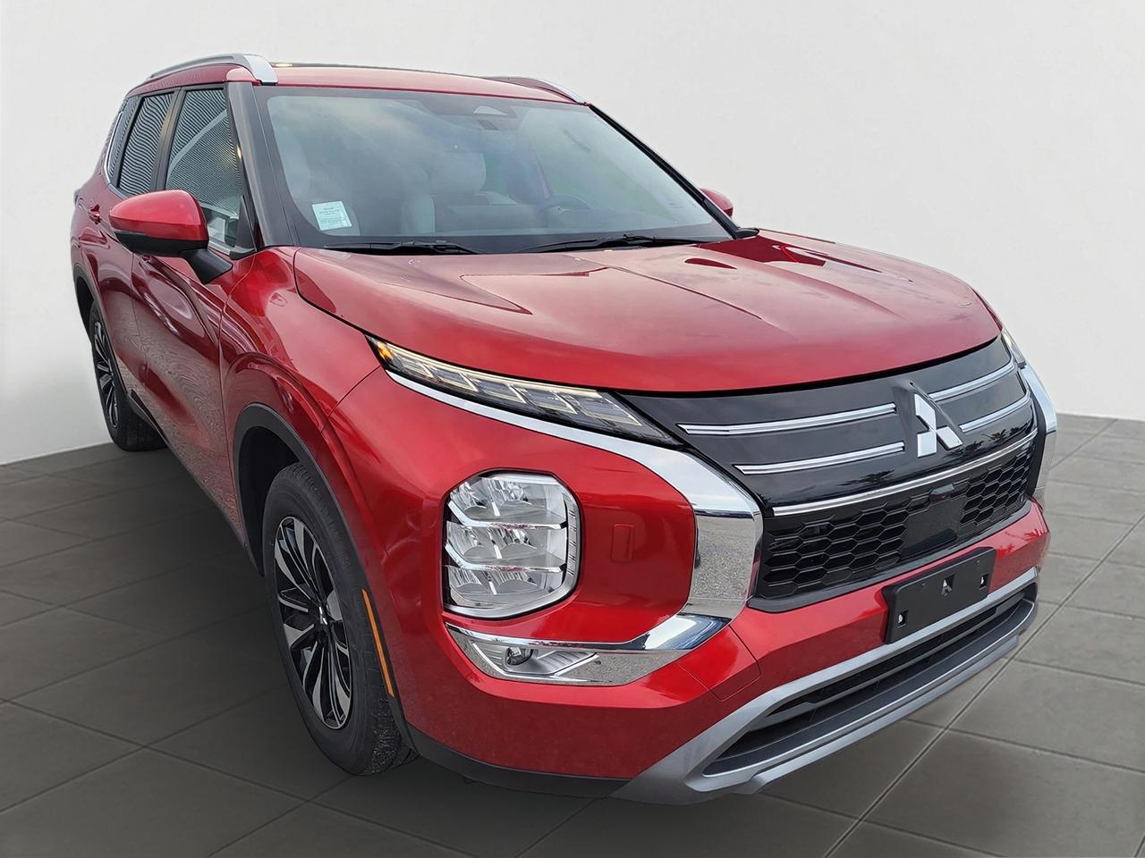 2026 Mitsubishi Outlander LE S-AWC Photo