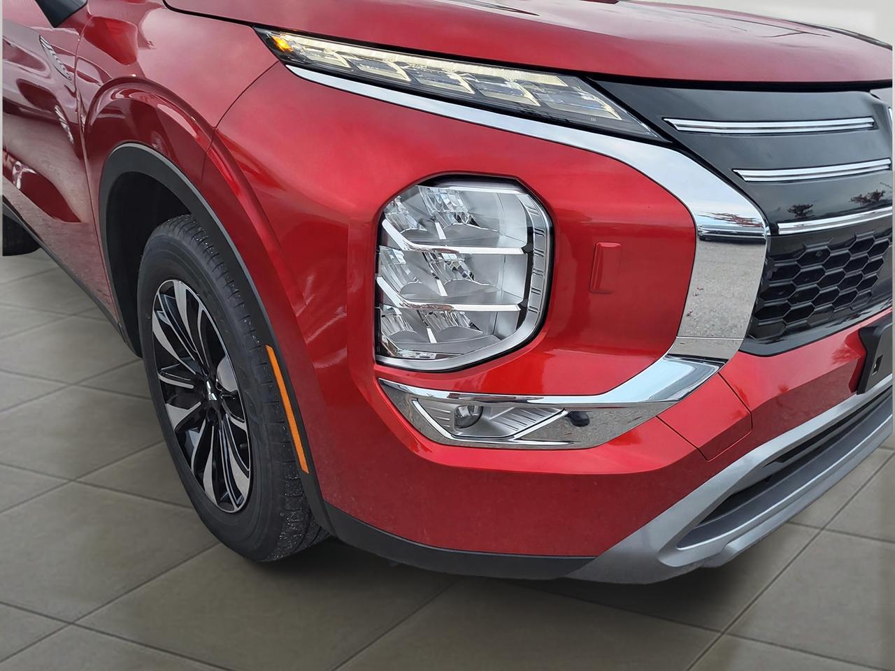 2026 Mitsubishi Outlander LE S-AWC Photo