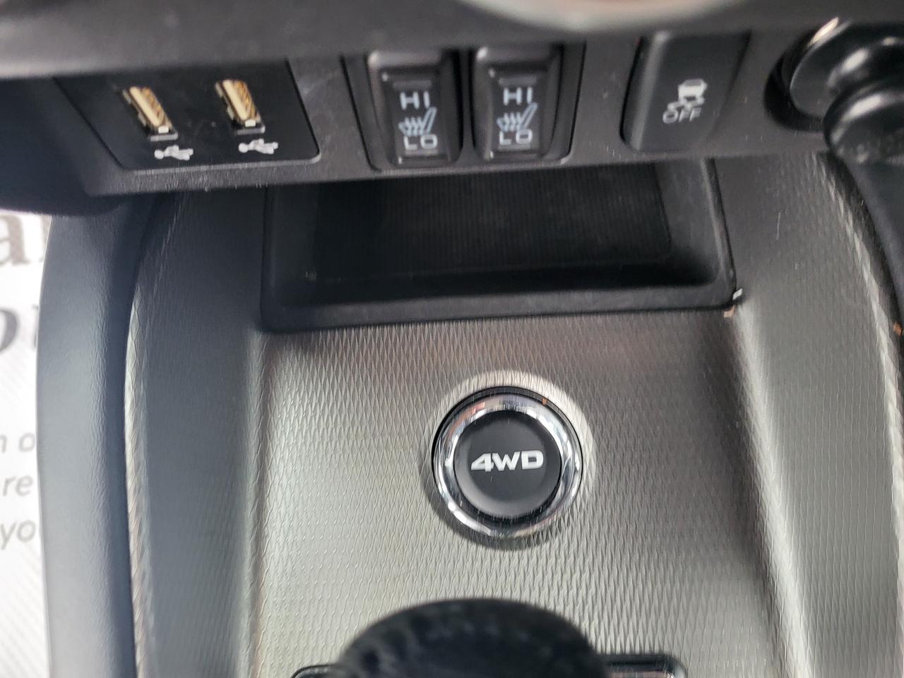 2024 Mitsubishi RVR SE Photo