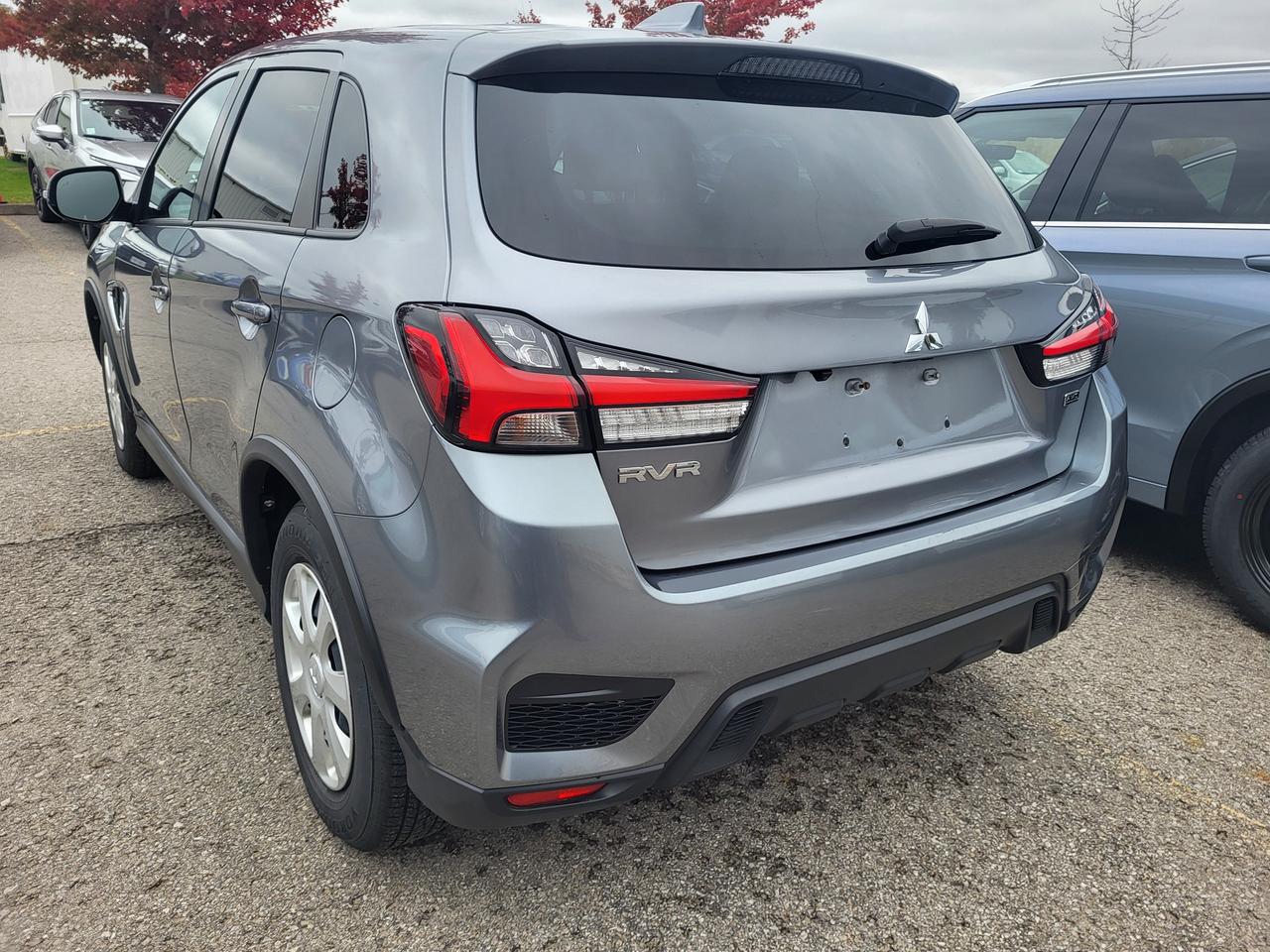 2024 Mitsubishi RVR SE Photo