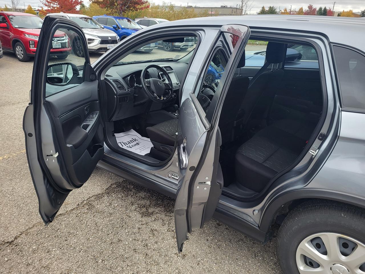 2024 Mitsubishi RVR SE Photo