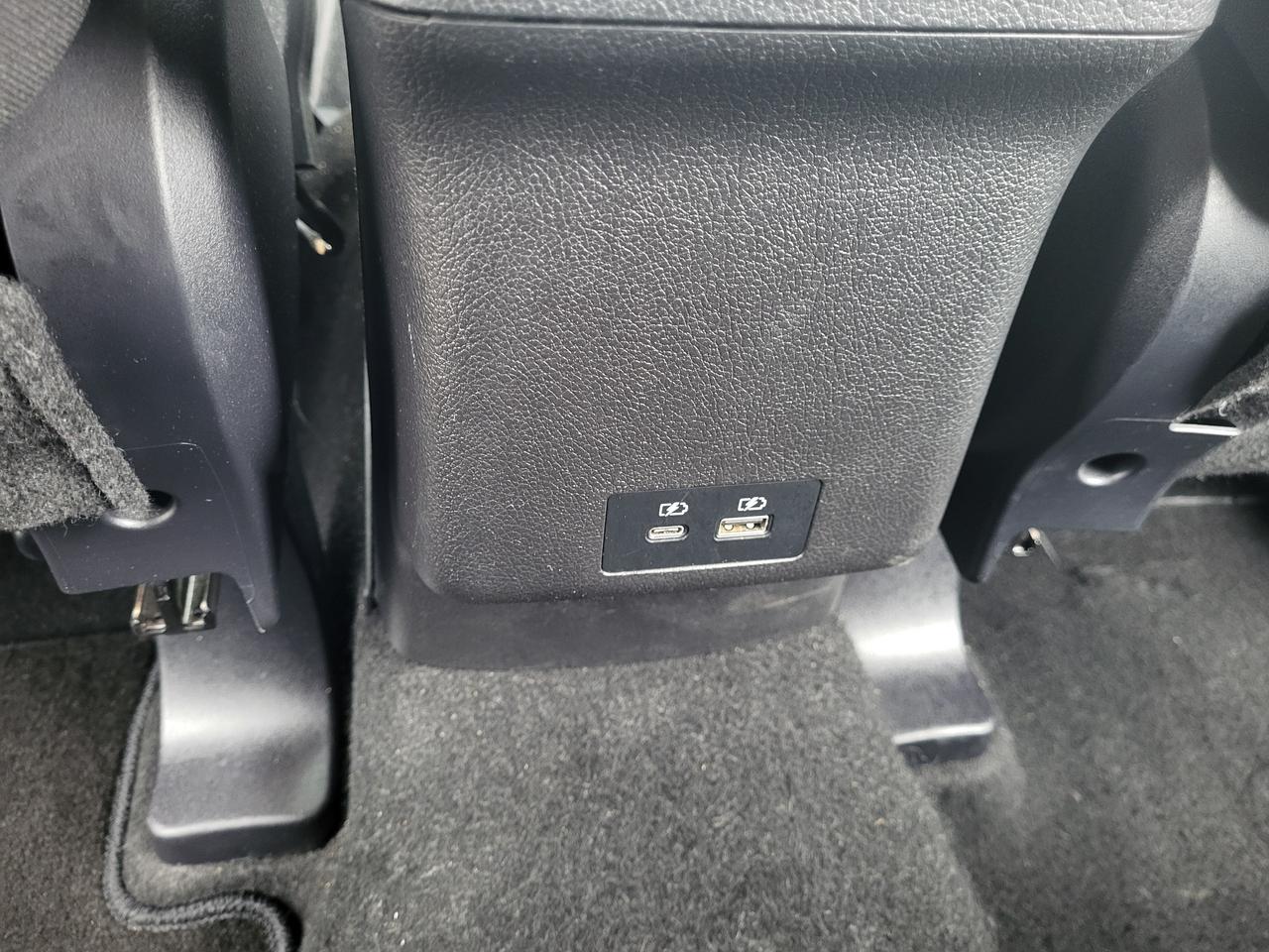 2024 Mitsubishi RVR SE Photo