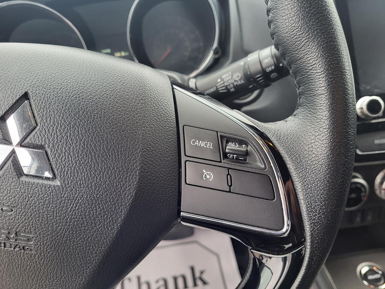 2024 Mitsubishi RVR SE Photo