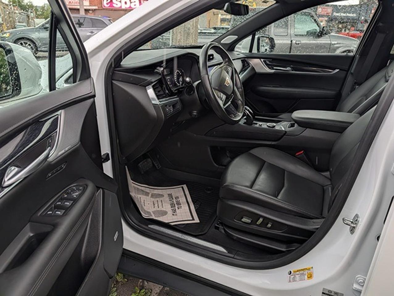 2023 Cadillac XT5 AWD 4dr Premium Luxury Photo