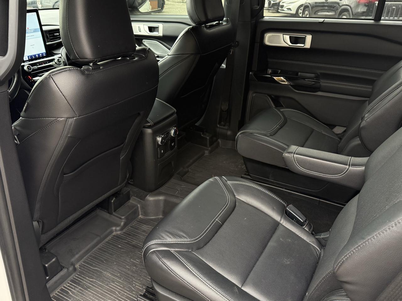 2022 Ford Explorer ST | Massage Seats | Backup Camera | Sunroof Photo