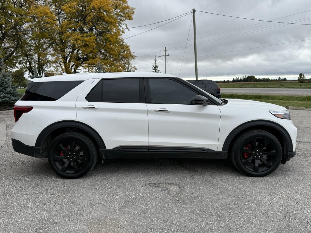 2022 Ford Explorer ST | Massage Seats | Backup Camera | Sunroof Photo