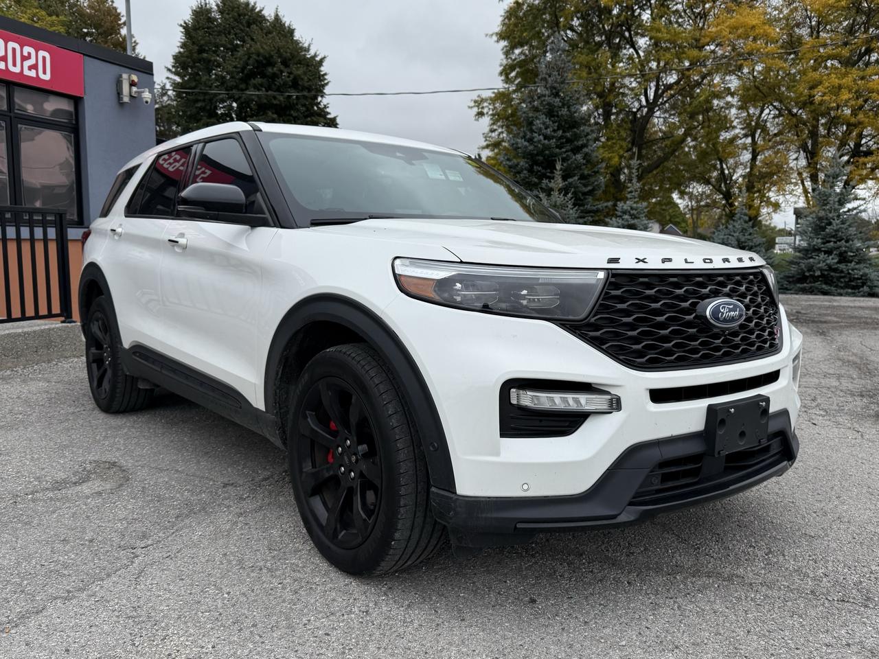 2022 Ford Explorer ST | Massage Seats | Backup Camera | Sunroof Photo