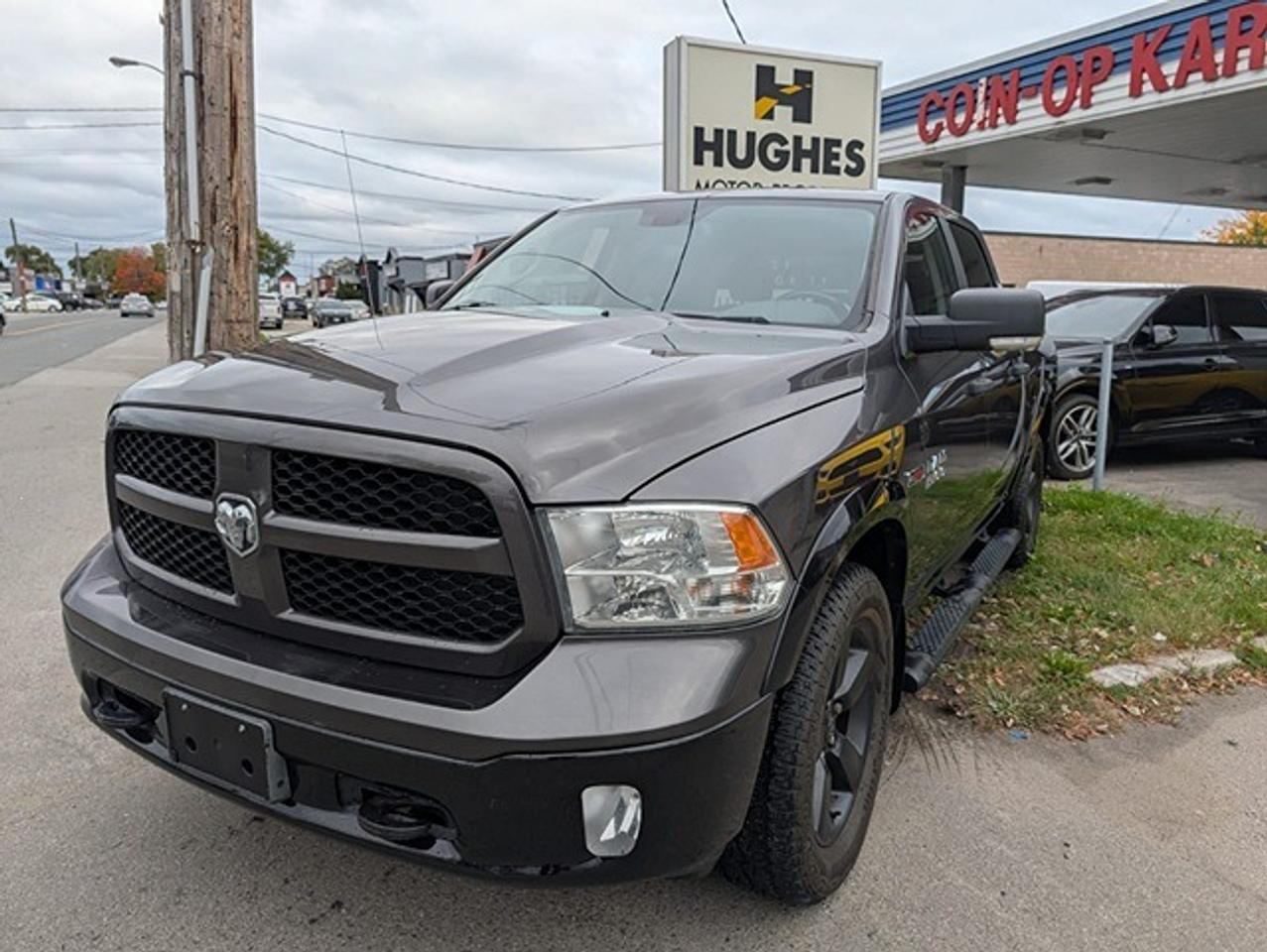 2018 RAM 1500 Outdoorsman 4x4 Crew Cab 5'7" Box Photo0