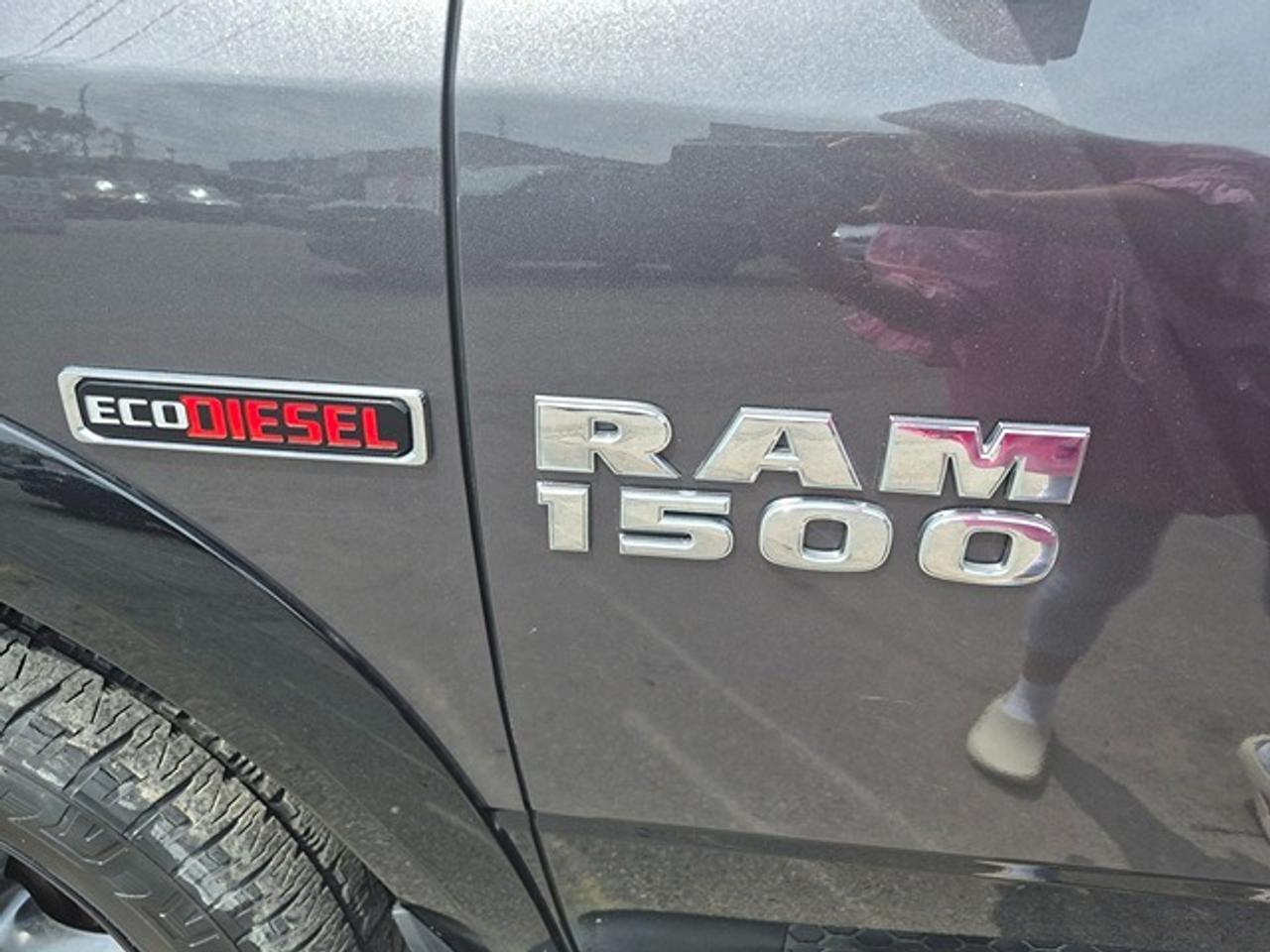 2018 RAM 1500 Outdoorsman 4x4 Crew Cab 5'7" Box Photo