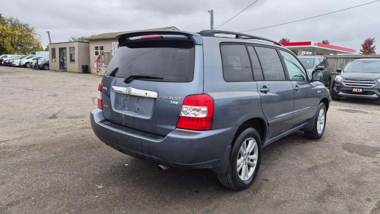 2006 Toyota Highlander HYBRID, LIMITED, LEATHER, LOADED, AS IS SPECIAL Photo4