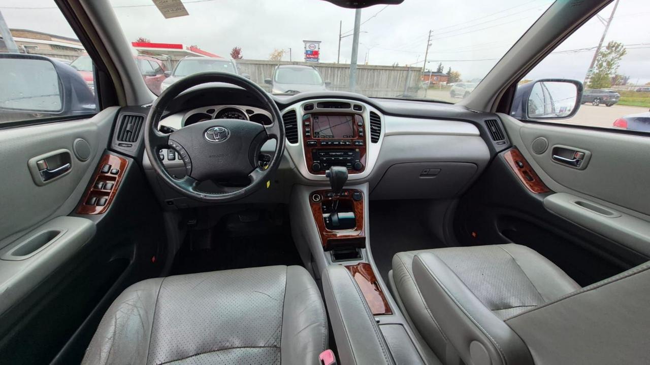 2006 Toyota Highlander HYBRID, LIMITED, LEATHER, LOADED, AS IS SPECIAL Photo