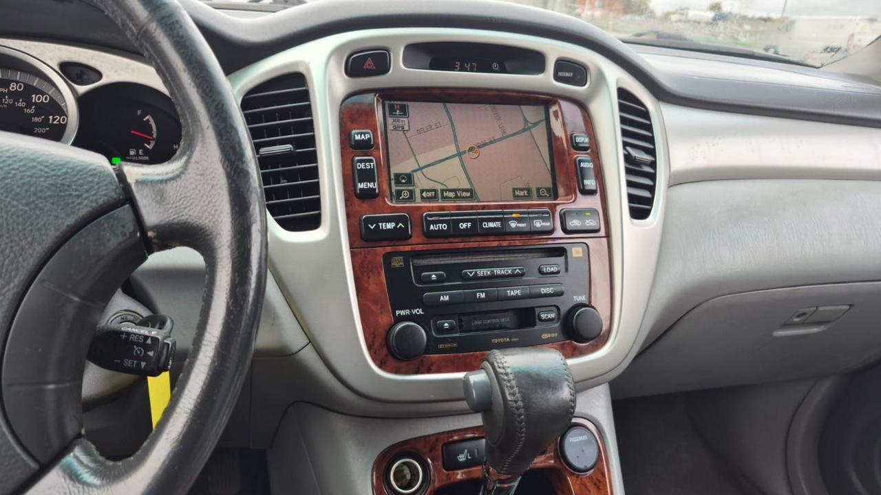 2006 Toyota Highlander HYBRID, LIMITED, LEATHER, LOADED, AS IS SPECIAL Photo