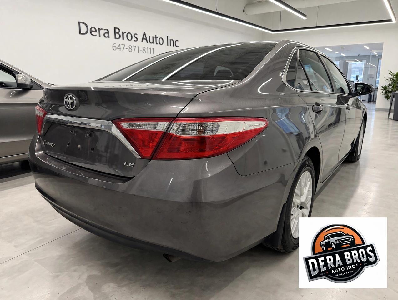 2016 Toyota Camry LE Photo3