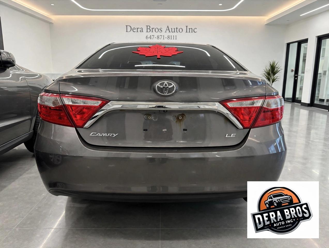 2016 Toyota Camry LE Photo4