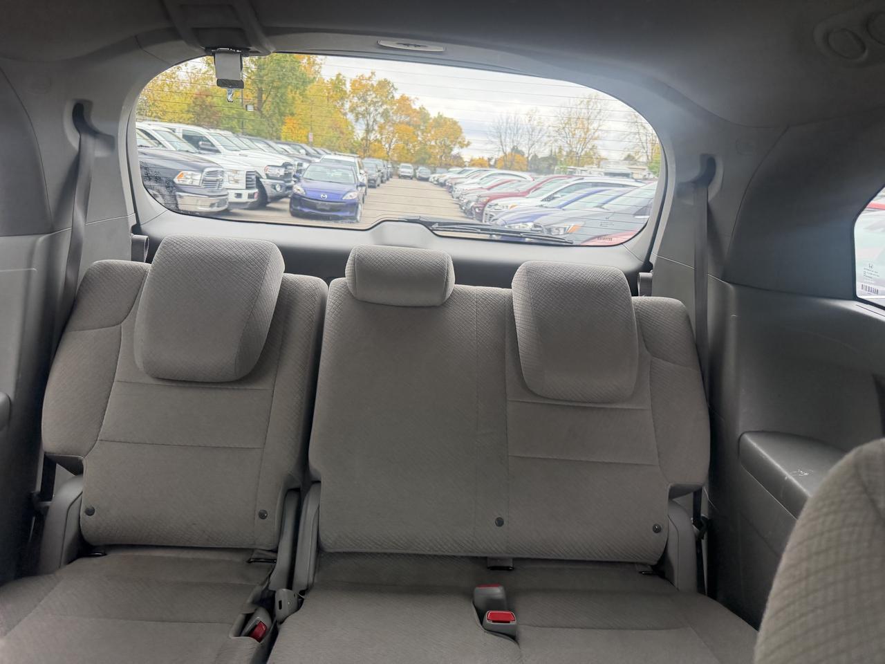 2016 Honda Odyssey EX Photo