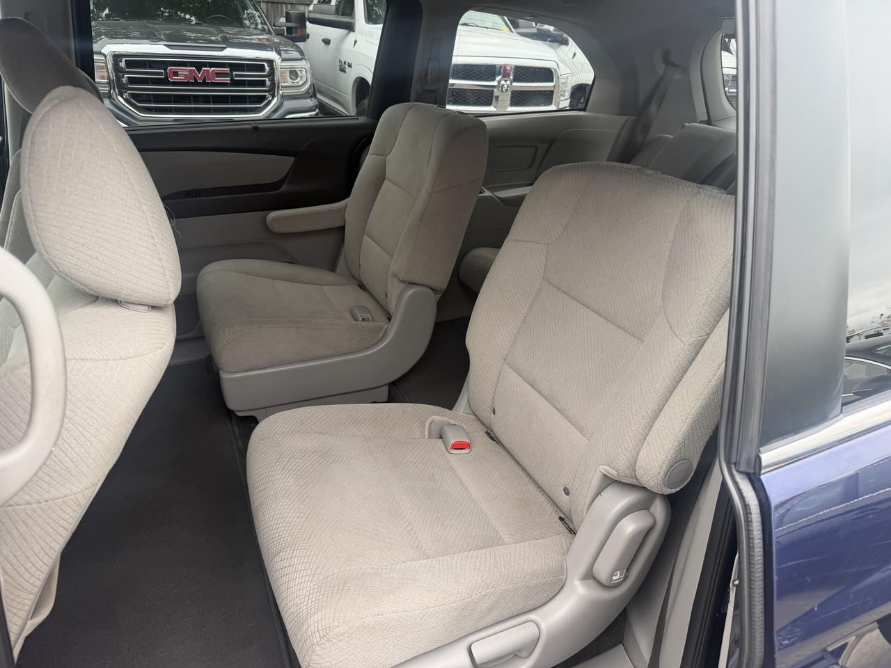 2016 Honda Odyssey EX Photo