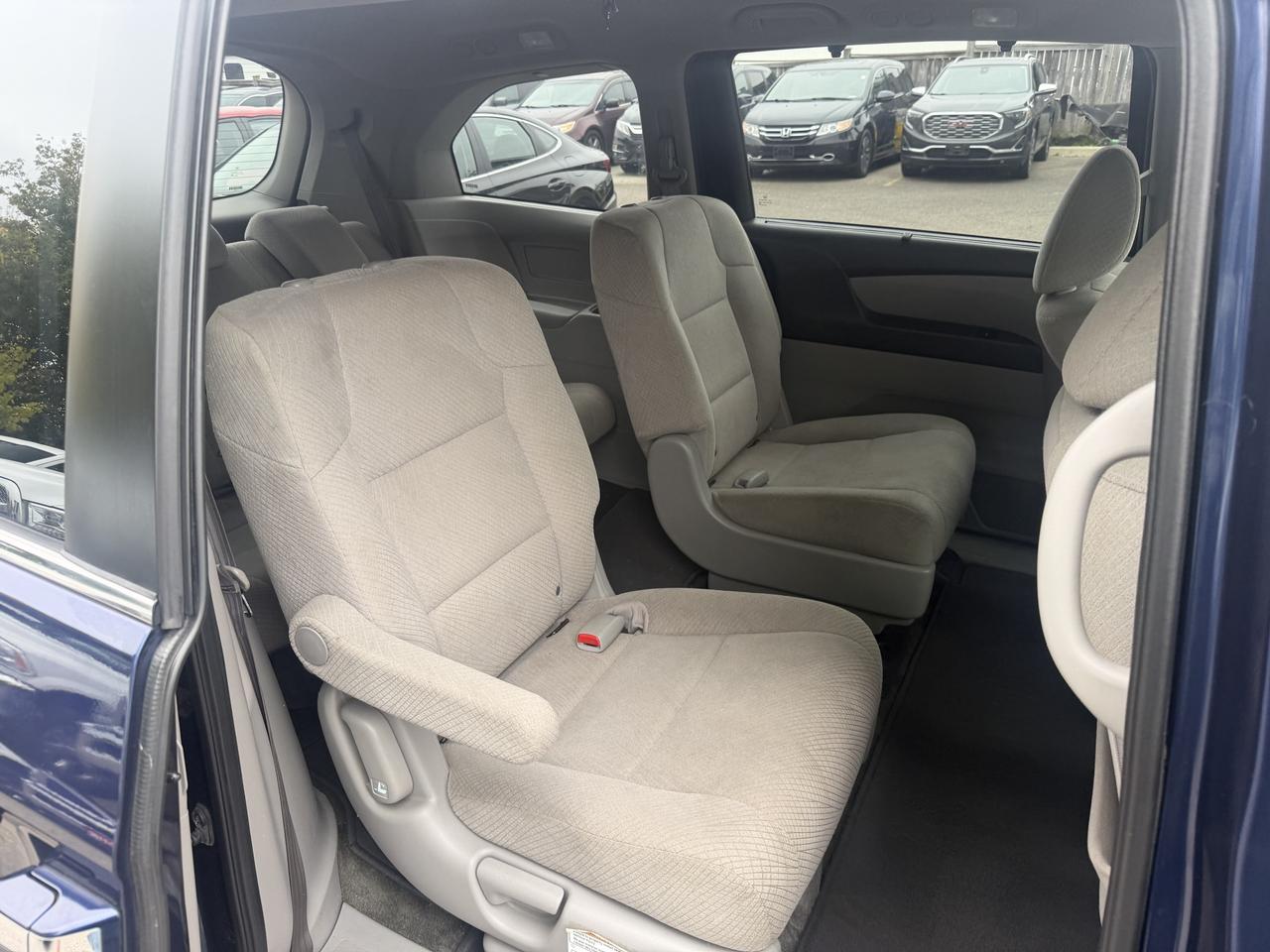 2016 Honda Odyssey EX Photo