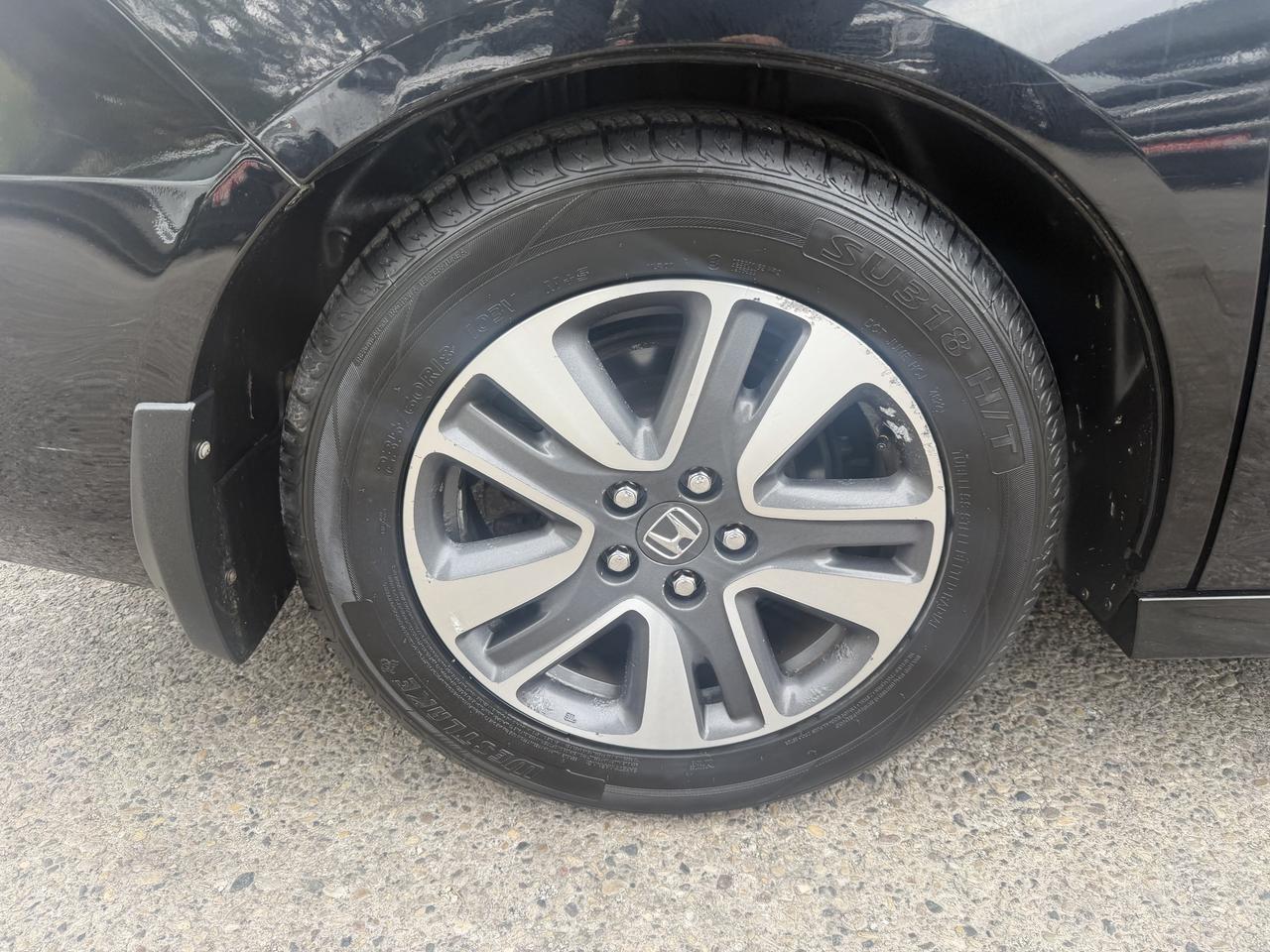 2014 Honda Odyssey Touring Photo