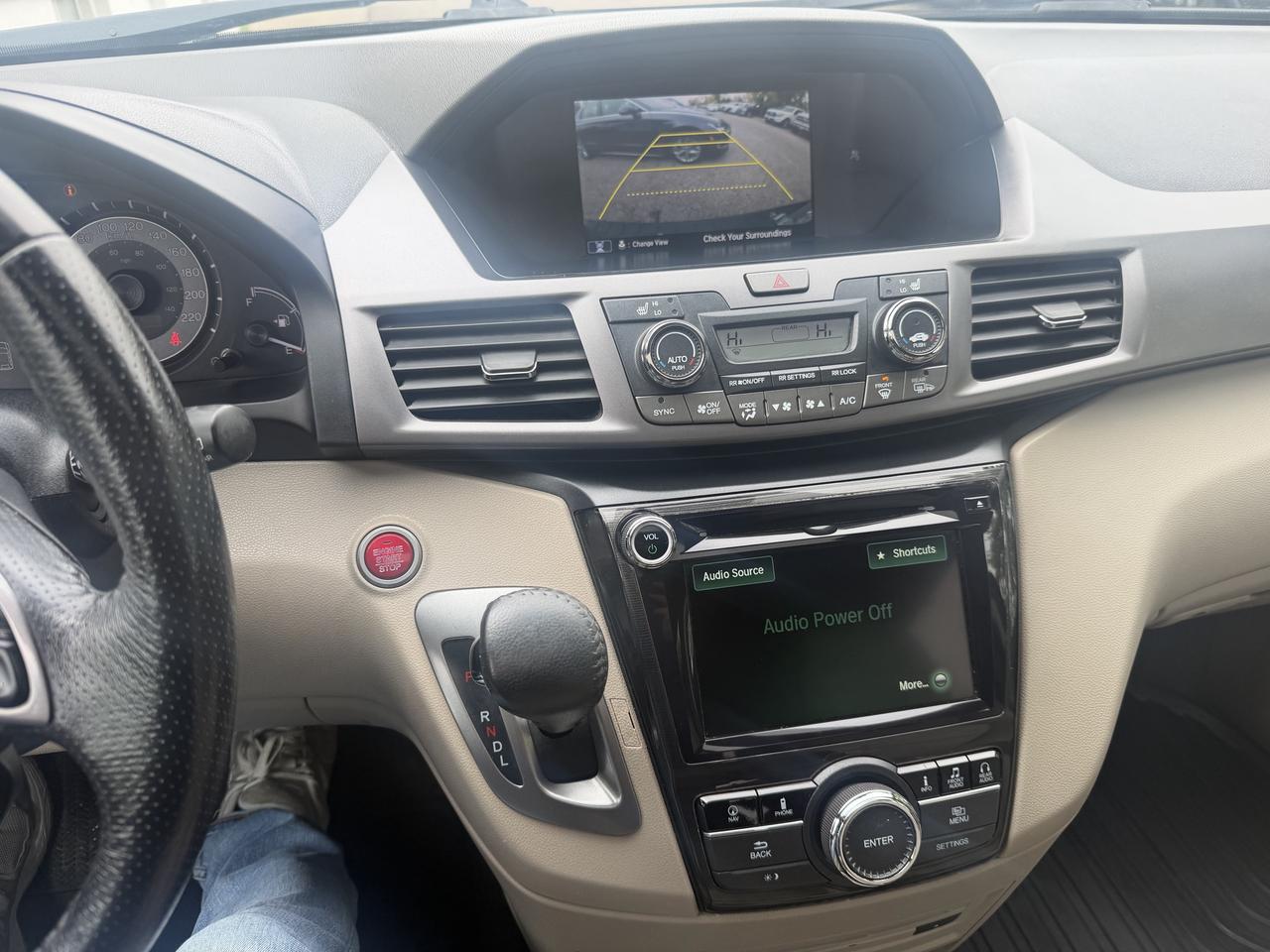 2014 Honda Odyssey Touring Photo