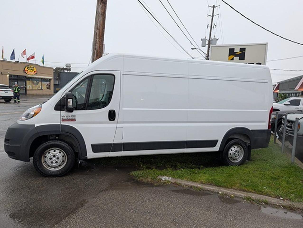 2018 RAM ProMaster 2500 High Roof 159" WB Photo1