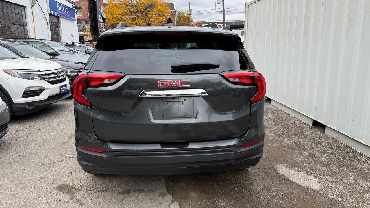 2018 GMC Terrain SLE Photo4