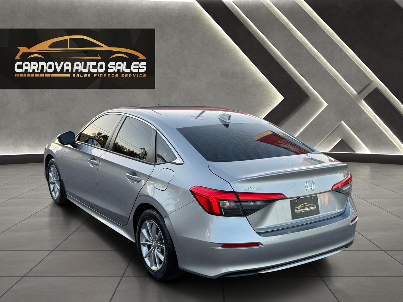 2022 Honda Civic EX+CLEAN CARFAX+Roof+New Brakes! Photo