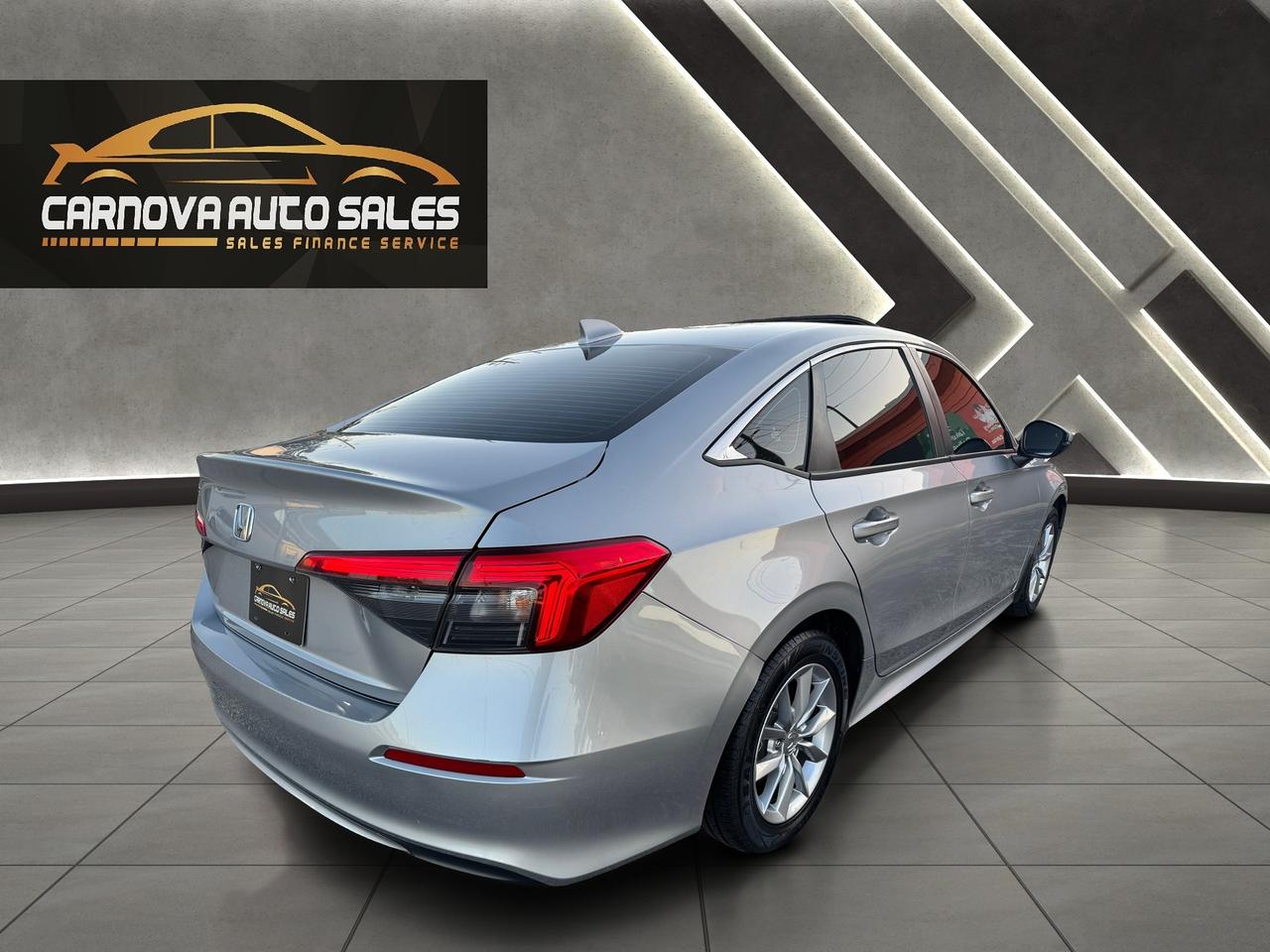 2022 Honda Civic EX+CLEAN CARFAX+Roof+New Brakes! Photo