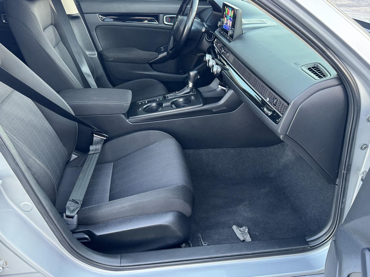 2022 Honda Civic EX+CLEAN CARFAX+Roof+New Brakes! Photo