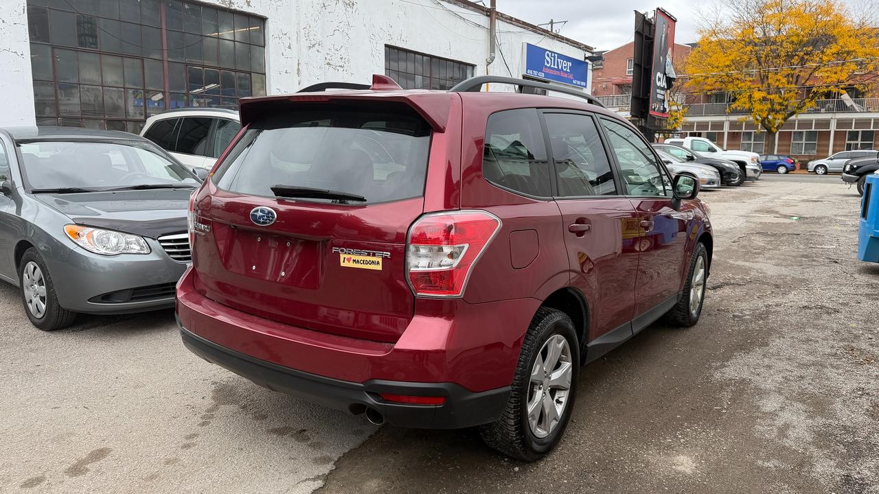 2016 Subaru Forester i Touring Photo