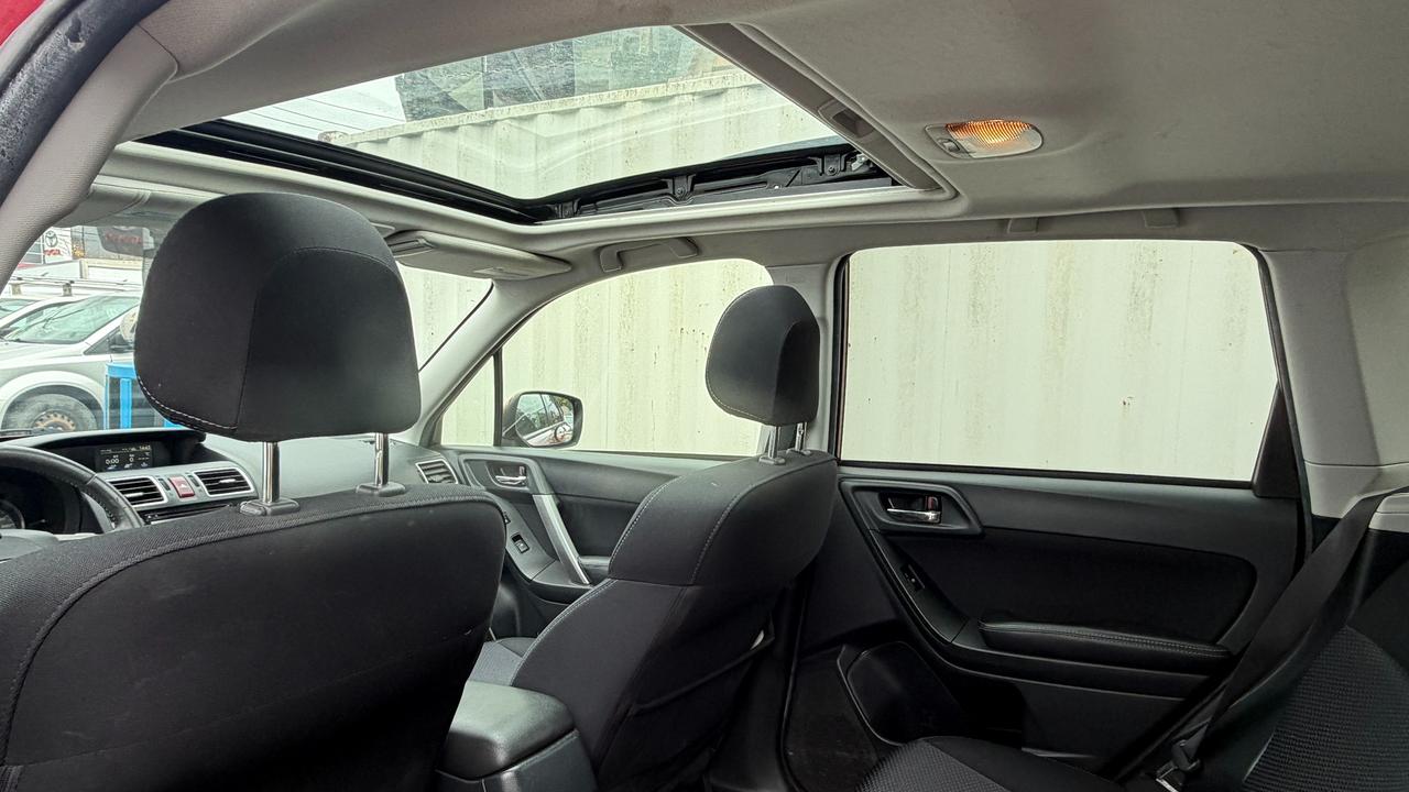 2016 Subaru Forester i Touring Photo