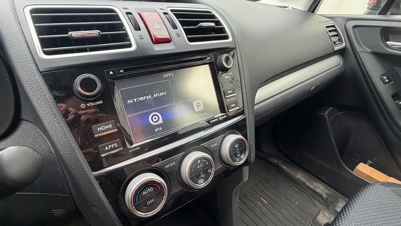 2016 Subaru Forester i Touring Photo