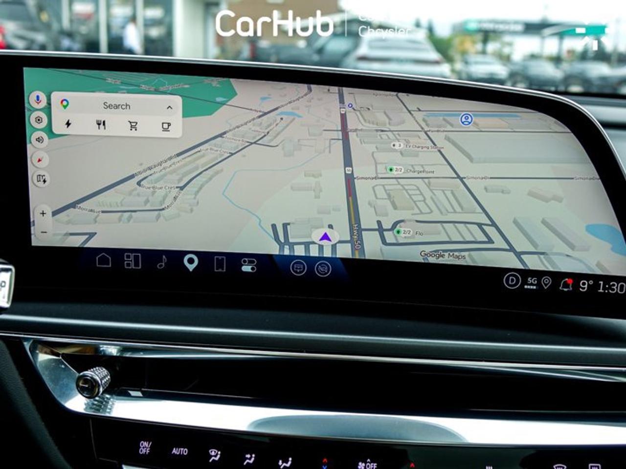 2024 Cadillac LYRIQ Tech Fully Electric RWD | Panoramic Roof | Navigation | Heated Seats | 33-Inch Curved LED Display Photo4