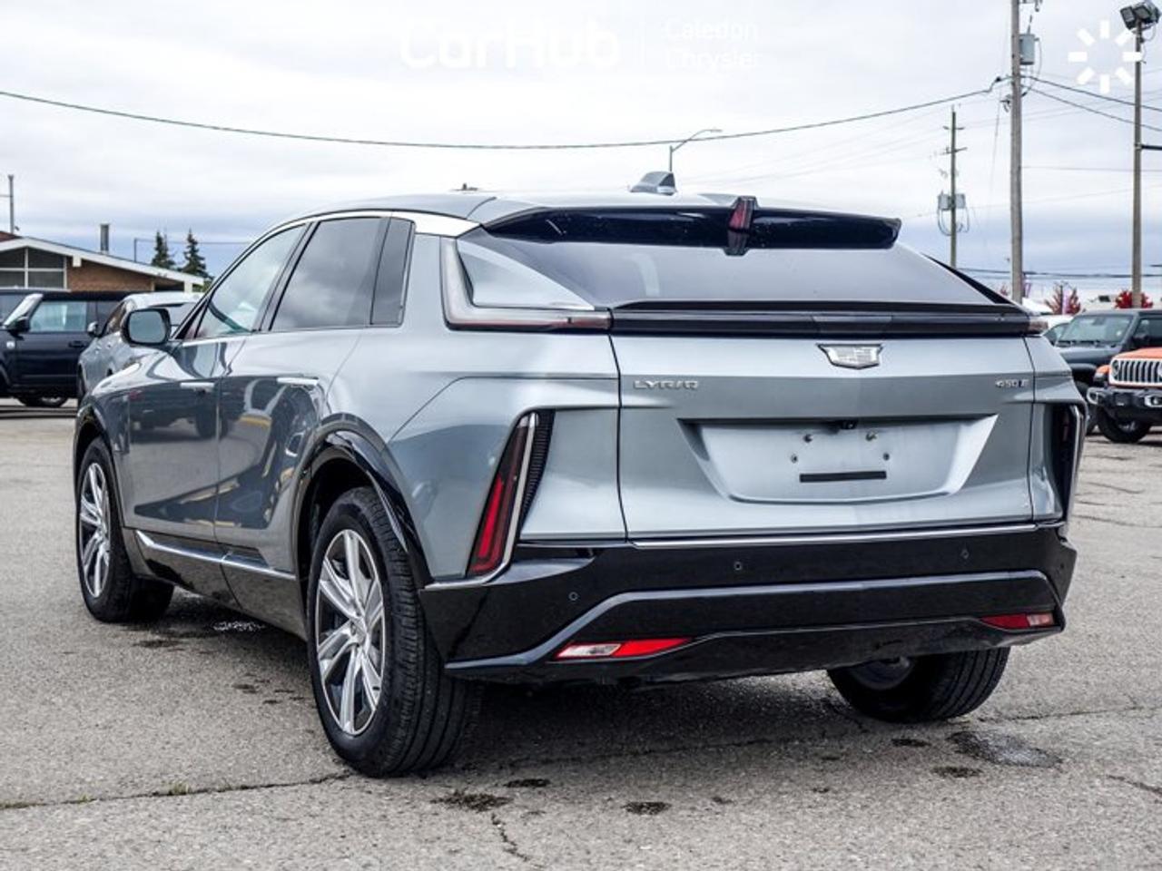 2024 Cadillac LYRIQ Tech Fully Electric RWD | Panoramic Roof | Navigation | Heated Seats | 33-Inch Curved LED Display Photo
