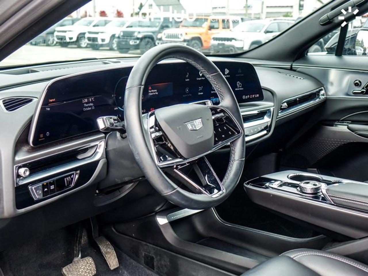 2024 Cadillac LYRIQ Tech Fully Electric RWD | Panoramic Roof | Navigation | Heated Seats | 33-Inch Curved LED Display Photo