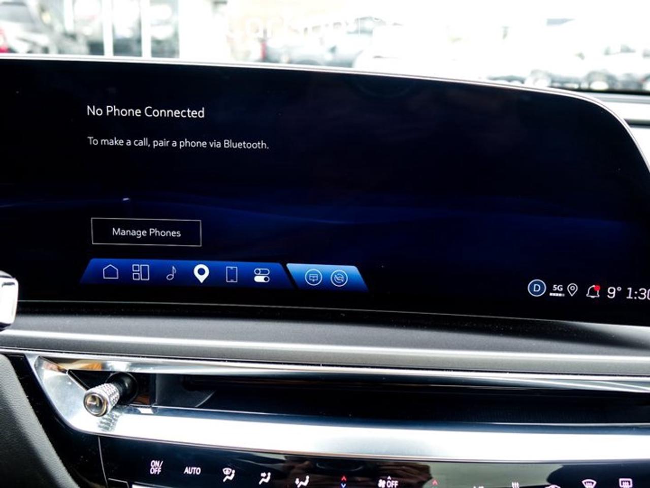 2024 Cadillac LYRIQ Tech Fully Electric RWD | Panoramic Roof | Navigation | Heated Seats | 33-Inch Curved LED Display Photo