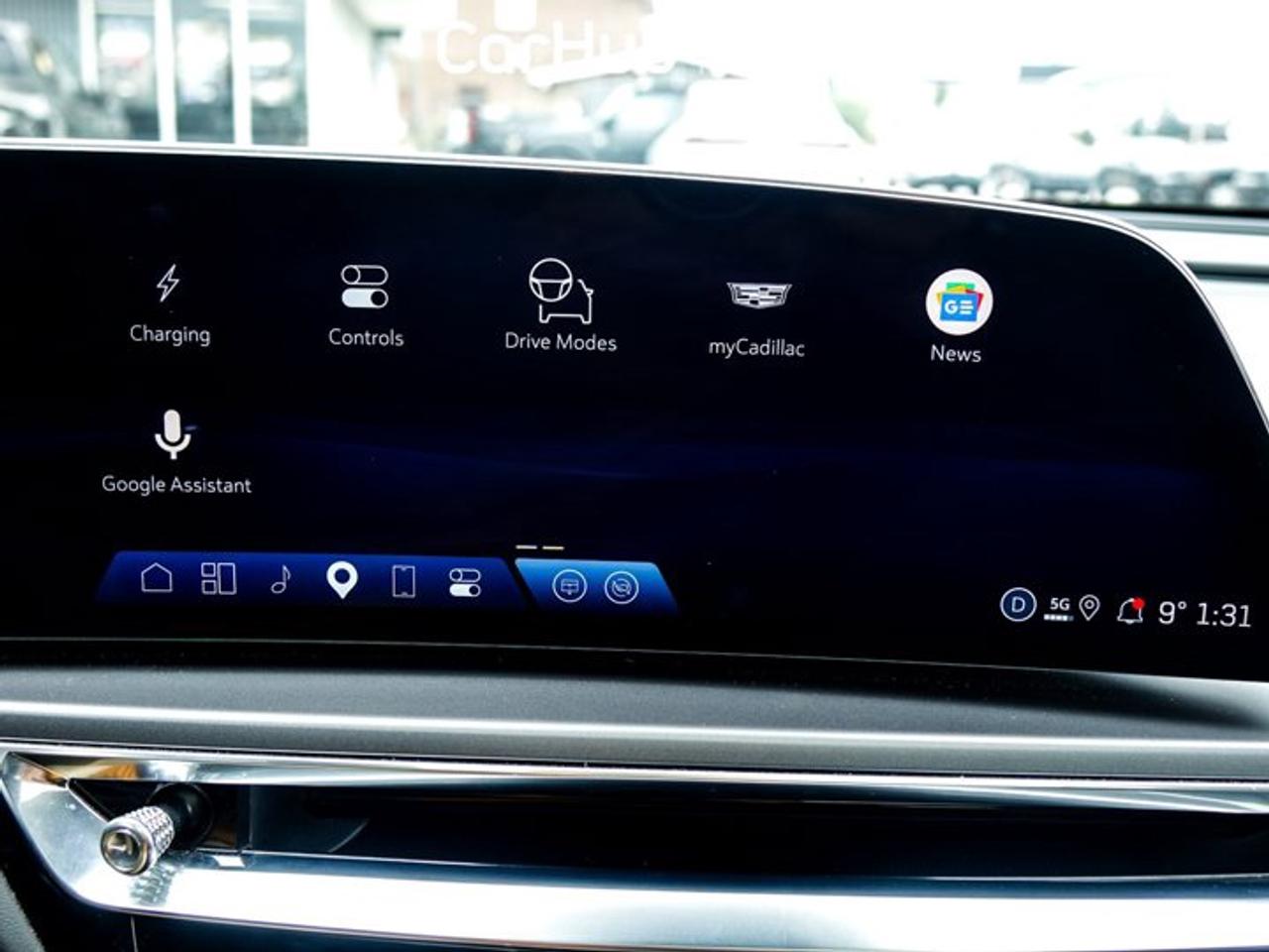 2024 Cadillac LYRIQ Tech Fully Electric RWD | Panoramic Roof | Navigation | Heated Seats | 33-Inch Curved LED Display Photo