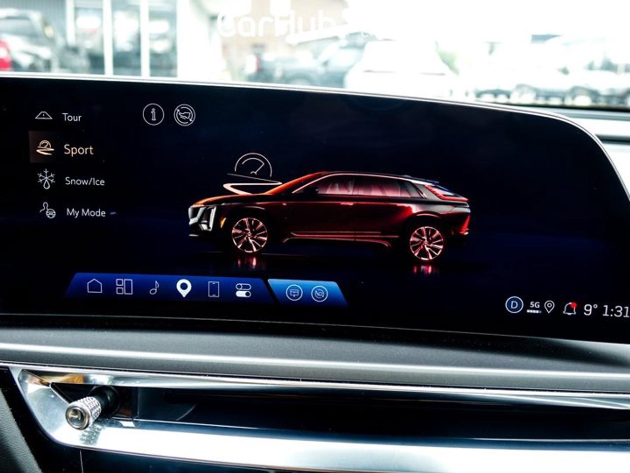 2024 Cadillac LYRIQ Tech Fully Electric RWD | Panoramic Roof | Navigation | Heated Seats | 33-Inch Curved LED Display Photo