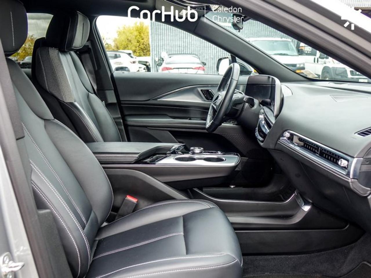 2024 Cadillac LYRIQ Tech Fully Electric RWD | Panoramic Roof | Navigation | Heated Seats | 33-Inch Curved LED Display Photo
